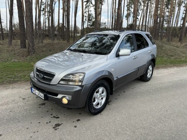 Серый Киа Соренто, объемом двигателя 2.5 л и пробегом 263 тыс. км за 5250 $, фото 7 на Automoto.ua