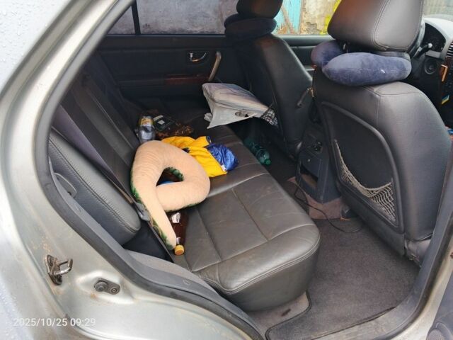 Серый Киа Соренто, объемом двигателя 2 л и пробегом 3 тыс. км за 5434 $, фото 7 на Automoto.ua