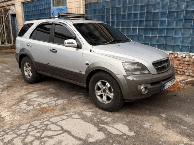 Киа Соренто 2006 в Калиновке на Automoto.ua Серый Киа Соренто, объемом двигателя 2.5 л и пробегом 195 тыс. км за 1900 $, фото 1 на Automoto.ua