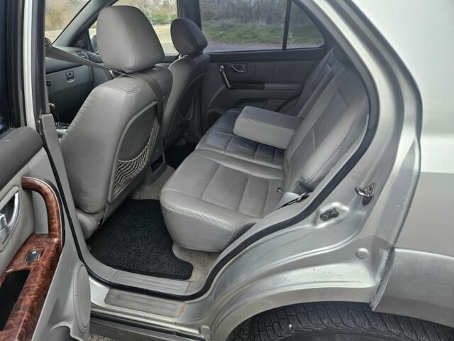 Серый Киа Соренто, объемом двигателя 0 л и пробегом 250 тыс. км за 4400 $, фото 9 на Automoto.ua