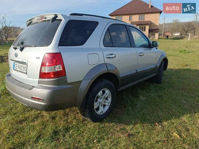 Серый Киа Соренто, объемом двигателя 2.5 л и пробегом 300 тыс. км за 7500 $, фото 9 на Automoto.ua