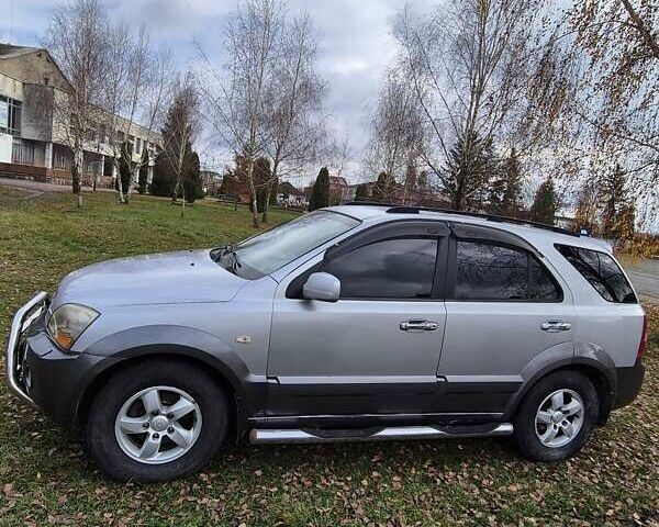 Серый Киа Соренто, объемом двигателя 2.5 л и пробегом 270 тыс. км за 6500 $, фото 1 на Automoto.ua