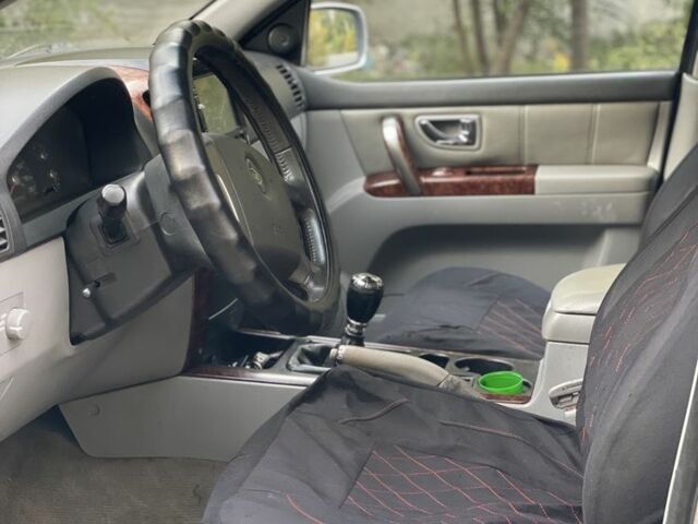 Киа Соренто 2006 в Синельниковом на Automoto.ua Серый Киа Соренто, объемом двигателя 2.5 л и пробегом 309 тыс. км за 3950 $, фото 7 на Automoto.ua