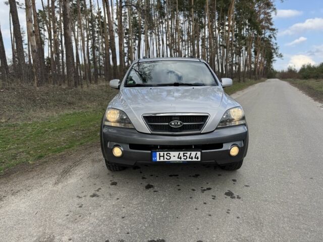 Серый Киа Соренто, объемом двигателя 2.5 л и пробегом 263 тыс. км за 5250 $, фото 5 на Automoto.ua