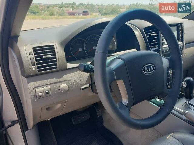 Сірий Кіа Соренто, об'ємом двигуна 2.5 л та пробігом 228 тис. км за 7100 $, фото 9 на Automoto.ua