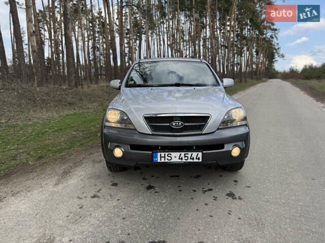 Сірий Кіа Соренто, об'ємом двигуна 2.5 л та пробігом 263 тис. км за 5250 $, фото 5 на Automoto.ua