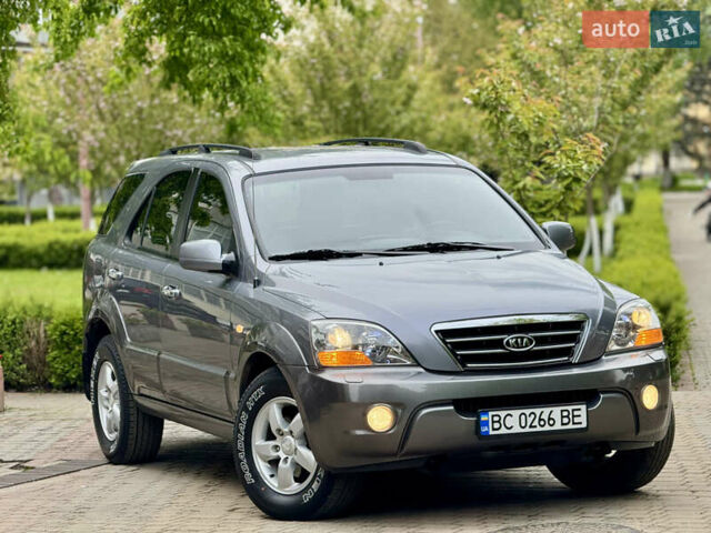 Сірий Кіа Соренто, об'ємом двигуна 2.5 л та пробігом 215 тис. км за 8200 $, фото 16 на Automoto.ua