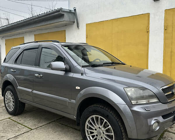 Сірий Кіа Соренто, об'ємом двигуна 3.5 л та пробігом 213 тис. км за 8150 $, фото 3 на Automoto.ua