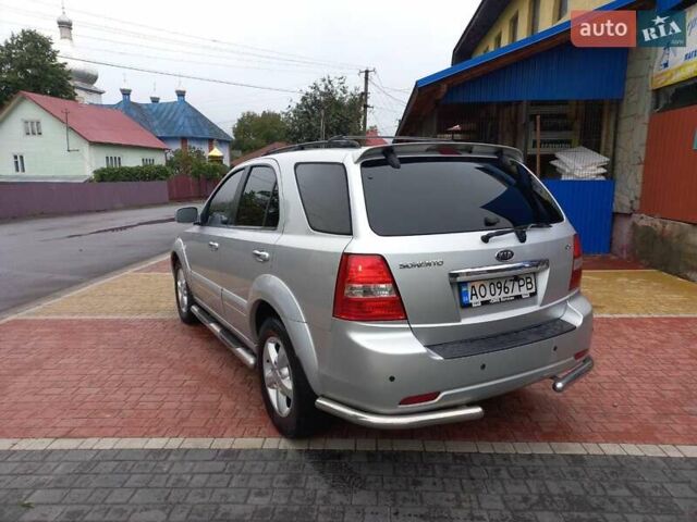 Сірий Кіа Соренто, об'ємом двигуна 2.5 л та пробігом 305 тис. км за 8500 $, фото 7 на Automoto.ua