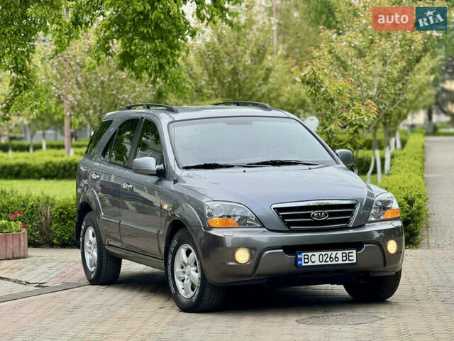 Сірий Кіа Соренто, об'ємом двигуна 2.5 л та пробігом 215 тис. км за 8200 $, фото 12 на Automoto.ua