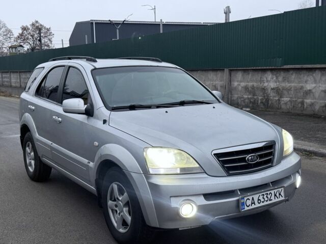 Сірий Кіа Соренто, об'ємом двигуна 2.5 л та пробігом 300 тис. км за 6000 $, фото 1 на Automoto.ua