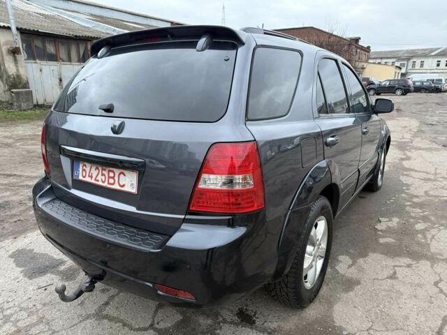 Серый Киа Соренто, объемом двигателя 2.5 л и пробегом 278 тыс. км за 4500 $, фото 5 на Automoto.ua