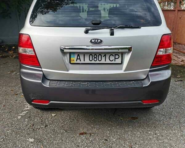 Сірий Кіа Соренто, об'ємом двигуна 2.5 л та пробігом 223 тис. км за 7400 $, фото 3 на Automoto.ua