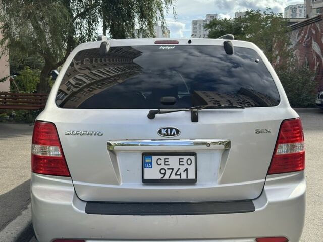 Серый Киа Соренто, объемом двигателя 2.5 л и пробегом 260 тыс. км за 5300 $, фото 4 на Automoto.ua