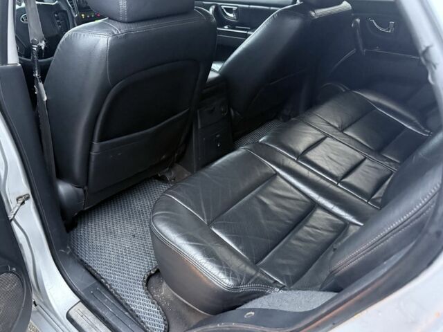 Сірий Кіа Соренто, об'ємом двигуна 2.5 л та пробігом 300 тис. км за 6000 $, фото 16 на Automoto.ua