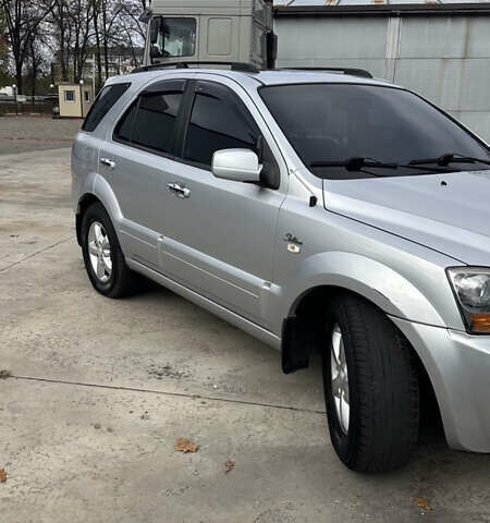 Серый Киа Соренто, объемом двигателя 2.5 л и пробегом 240 тыс. км за 8500 $, фото 19 на Automoto.ua