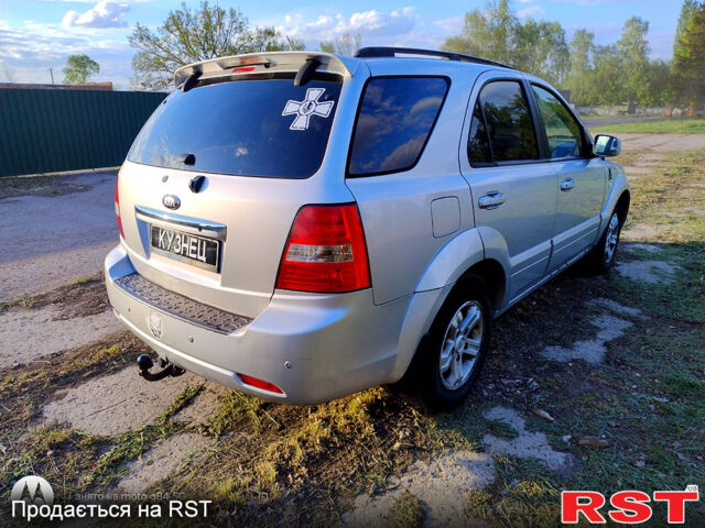 Сірий Кіа Соренто, об'ємом двигуна 2.5 л та пробігом 330 тис. км за 5500 $, фото 2 на Automoto.ua