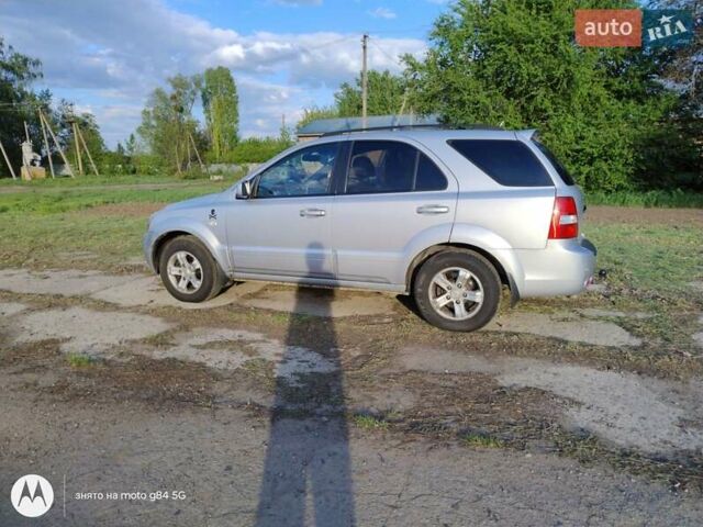 Киа Соренто 2007 в Полтаве на Automoto.ua Серый Киа Соренто, объемом двигателя 2.5 л и пробегом 330 тыс. км за 5500 $, фото 4 на Automoto.ua