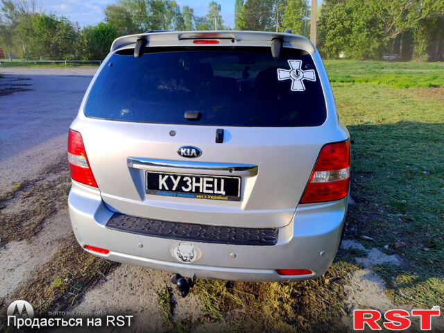 Сірий Кіа Соренто, об'ємом двигуна 2.5 л та пробігом 330 тис. км за 5500 $, фото 1 на Automoto.ua