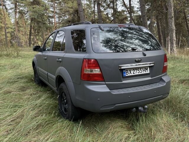 Сірий Кіа Соренто, об'ємом двигуна 2.5 л та пробігом 314 тис. км за 3800 $, фото 4 на Automoto.ua