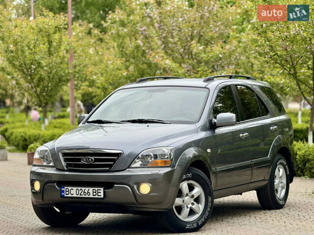 Сірий Кіа Соренто, об'ємом двигуна 2.5 л та пробігом 215 тис. км за 8200 $, фото 17 на Automoto.ua