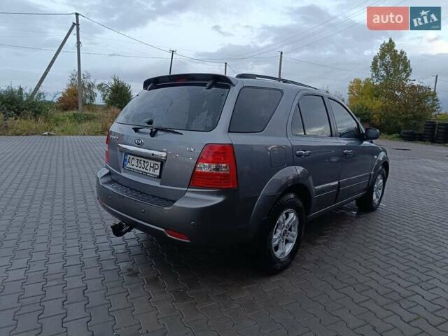 Серый Киа Соренто, объемом двигателя 2.5 л и пробегом 308 тыс. км за 7800 $, фото 8 на Automoto.ua