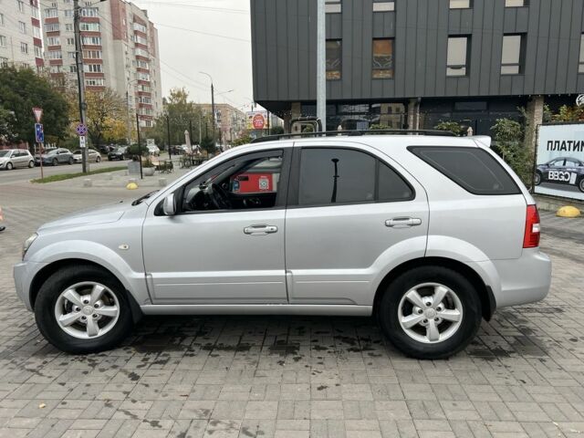 Киа Соренто 2007 в Шостке на Automoto.ua Серый Киа Соренто, объемом двигателя 2.5 л и пробегом 231 тыс. км за 5500 $, фото 1 на Automoto.ua