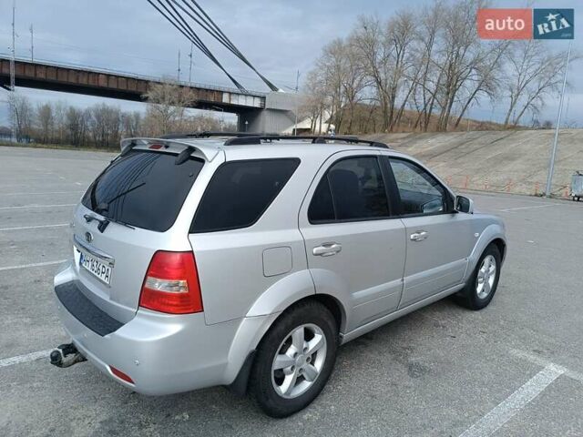 Сірий Кіа Соренто, об'ємом двигуна 2.5 л та пробігом 334 тис. км за 8200 $, фото 9 на Automoto.ua