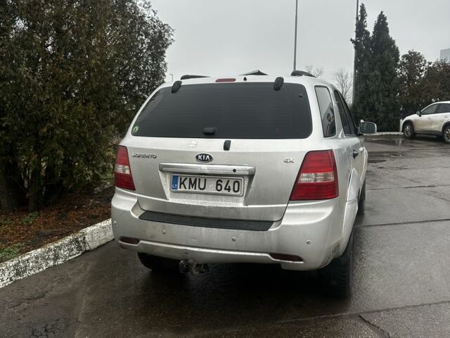 Серый Киа Соренто, объемом двигателя 0 л и пробегом 303 тыс. км за 5300 $, фото 4 на Automoto.ua