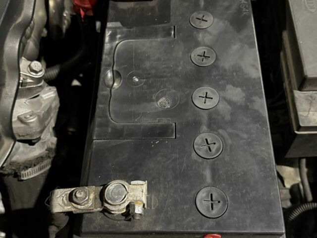 Серый Киа Соренто, объемом двигателя 2.5 л и пробегом 222 тыс. км за 4790 $, фото 5 на Automoto.ua