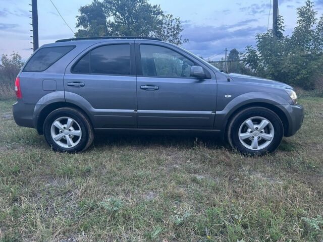 Серый Киа Соренто, объемом двигателя 0 л и пробегом 212 тыс. км за 5228 $, фото 2 на Automoto.ua