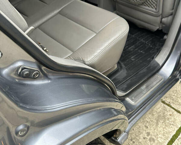 Сірий Кіа Соренто, об'ємом двигуна 3.5 л та пробігом 213 тис. км за 8150 $, фото 15 на Automoto.ua