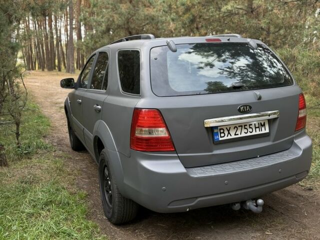 Сірий Кіа Соренто, об'ємом двигуна 2.5 л та пробігом 314 тис. км за 3800 $, фото 1 на Automoto.ua