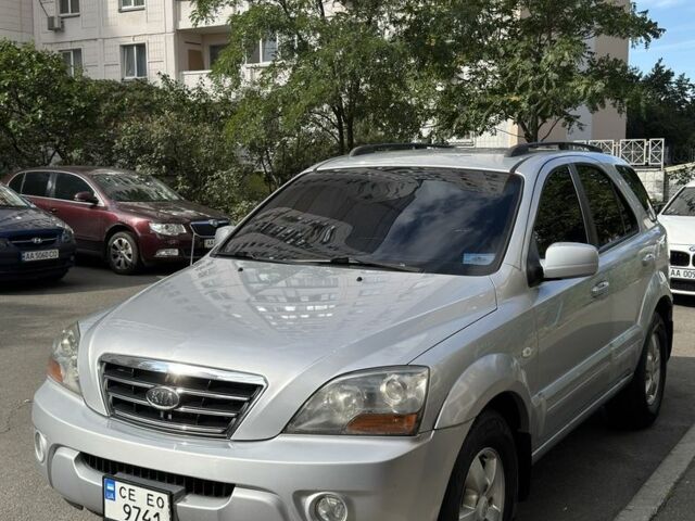 Серый Киа Соренто, объемом двигателя 2.5 л и пробегом 260 тыс. км за 5300 $, фото 2 на Automoto.ua