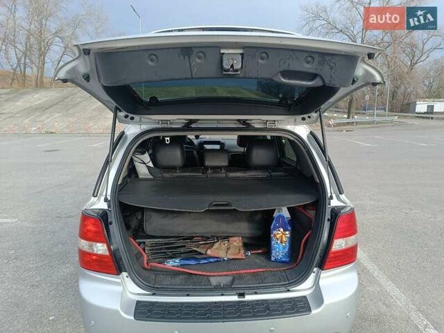 Сірий Кіа Соренто, об'ємом двигуна 2.5 л та пробігом 334 тис. км за 8200 $, фото 3 на Automoto.ua