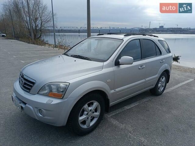 Сірий Кіа Соренто, об'ємом двигуна 2.5 л та пробігом 334 тис. км за 8200 $, фото 7 на Automoto.ua