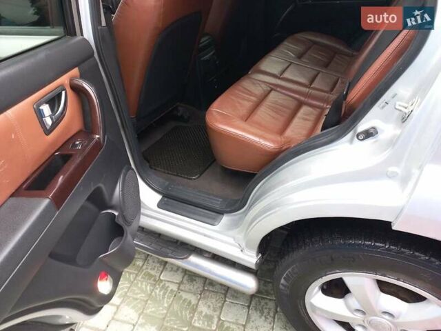Сірий Кіа Соренто, об'ємом двигуна 2.5 л та пробігом 305 тис. км за 8500 $, фото 4 на Automoto.ua