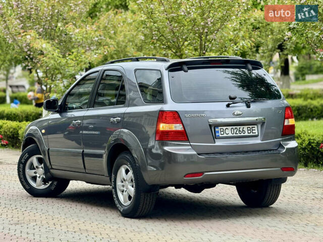 Сірий Кіа Соренто, об'ємом двигуна 2.5 л та пробігом 215 тис. км за 8200 $, фото 19 на Automoto.ua