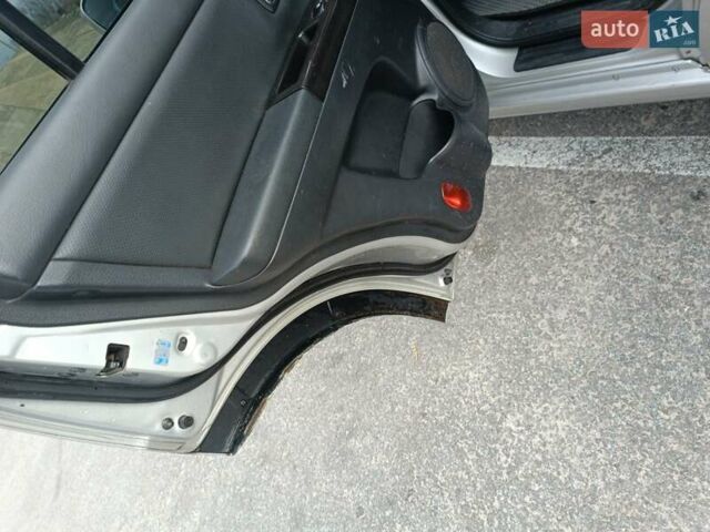 Сірий Кіа Соренто, об'ємом двигуна 2.5 л та пробігом 334 тис. км за 8200 $, фото 14 на Automoto.ua