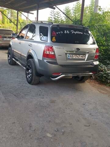 Сірий Кіа Соренто, об'ємом двигуна 2.5 л та пробігом 220 тис. км за 10500 $, фото 6 на Automoto.ua