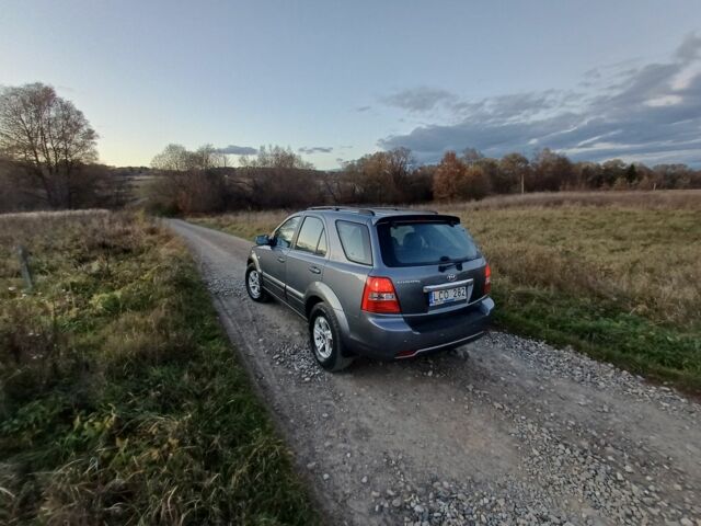 Серый Киа Соренто, объемом двигателя 0 л и пробегом 300 тыс. км за 4600 $, фото 2 на Automoto.ua