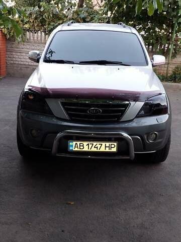 Сірий Кіа Соренто, об'ємом двигуна 2.5 л та пробігом 220 тис. км за 10500 $, фото 9 на Automoto.ua