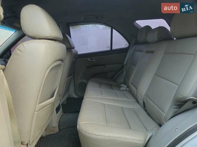 Киа Соренто 2008 в Бердичеве на Automoto.ua Серый Киа Соренто, объемом двигателя 2.5 л и пробегом 270 тыс. км за 4500 $, фото 11 на Automoto.ua