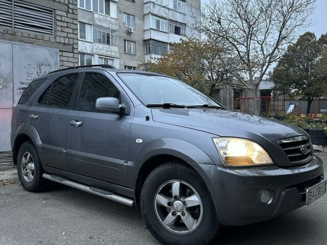Сірий Кіа Соренто, об'ємом двигуна 2.5 л та пробігом 245 тис. км за 7500 $, фото 2 на Automoto.ua