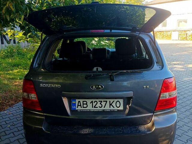 Серый Киа Соренто, объемом двигателя 2.5 л и пробегом 1 тыс. км за 6900 $, фото 1 на Automoto.ua