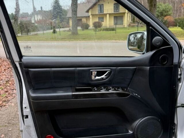 Серый Киа Соренто, объемом двигателя 2.5 л и пробегом 240 тыс. км за 6100 $, фото 22 на Automoto.ua