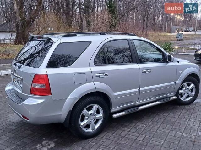 Серый Киа Соренто, объемом двигателя 2.5 л и пробегом 151 тыс. км за 8900 $, фото 6 на Automoto.ua
