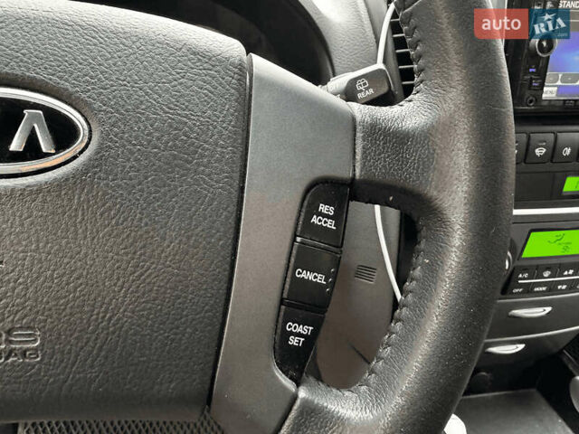 Серый Киа Соренто, объемом двигателя 2.5 л и пробегом 251 тыс. км за 7490 $, фото 14 на Automoto.ua