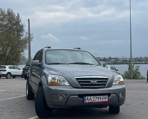 Сірий Кіа Соренто, об'ємом двигуна 2.5 л та пробігом 180 тис. км за 7700 $, фото 1 на Automoto.ua