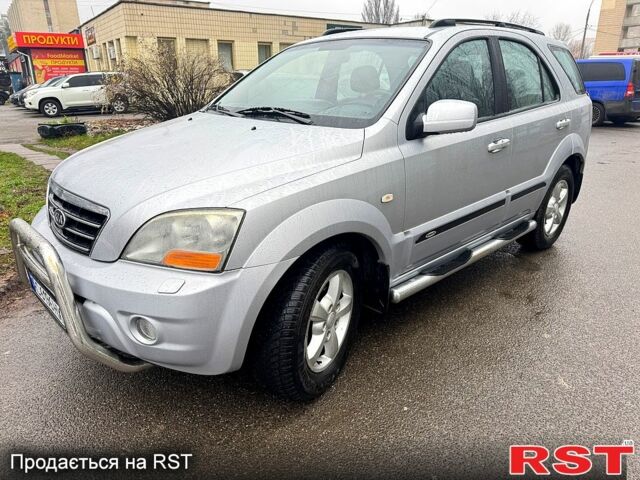 Серый Киа Соренто, объемом двигателя 2.5 л и пробегом 240 тыс. км за 6000 $, фото 5 на Automoto.ua